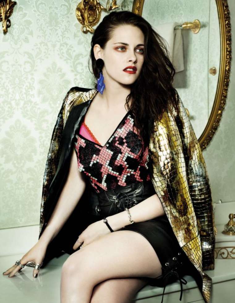 Kristen Stewart legs in Vogue Magazine